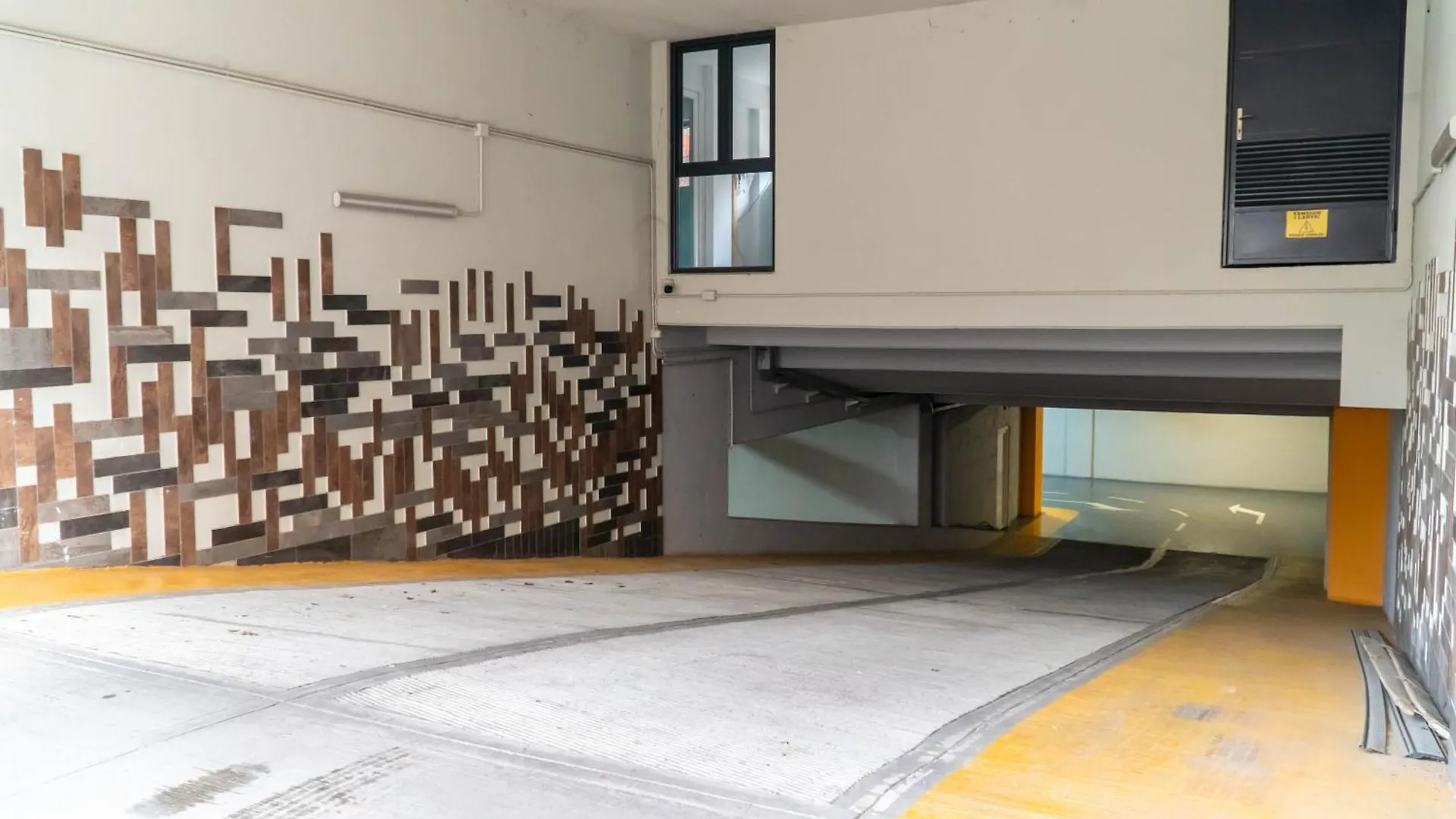 Signature Apartment 9 Tirana