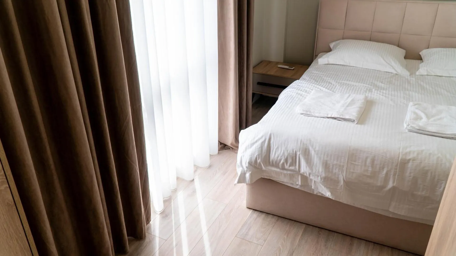 Signature Apartment 9 Tirana